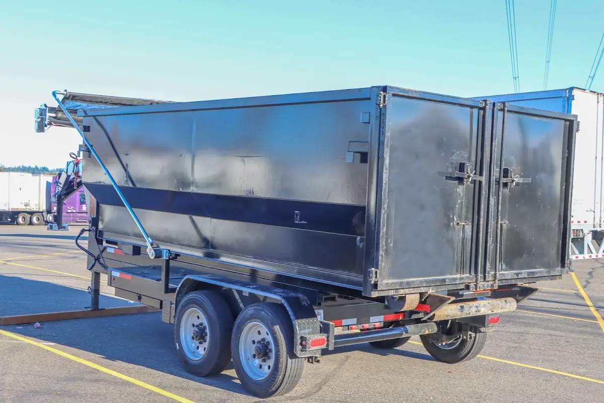2 Yard Dumpster Rental in Parlier, CA